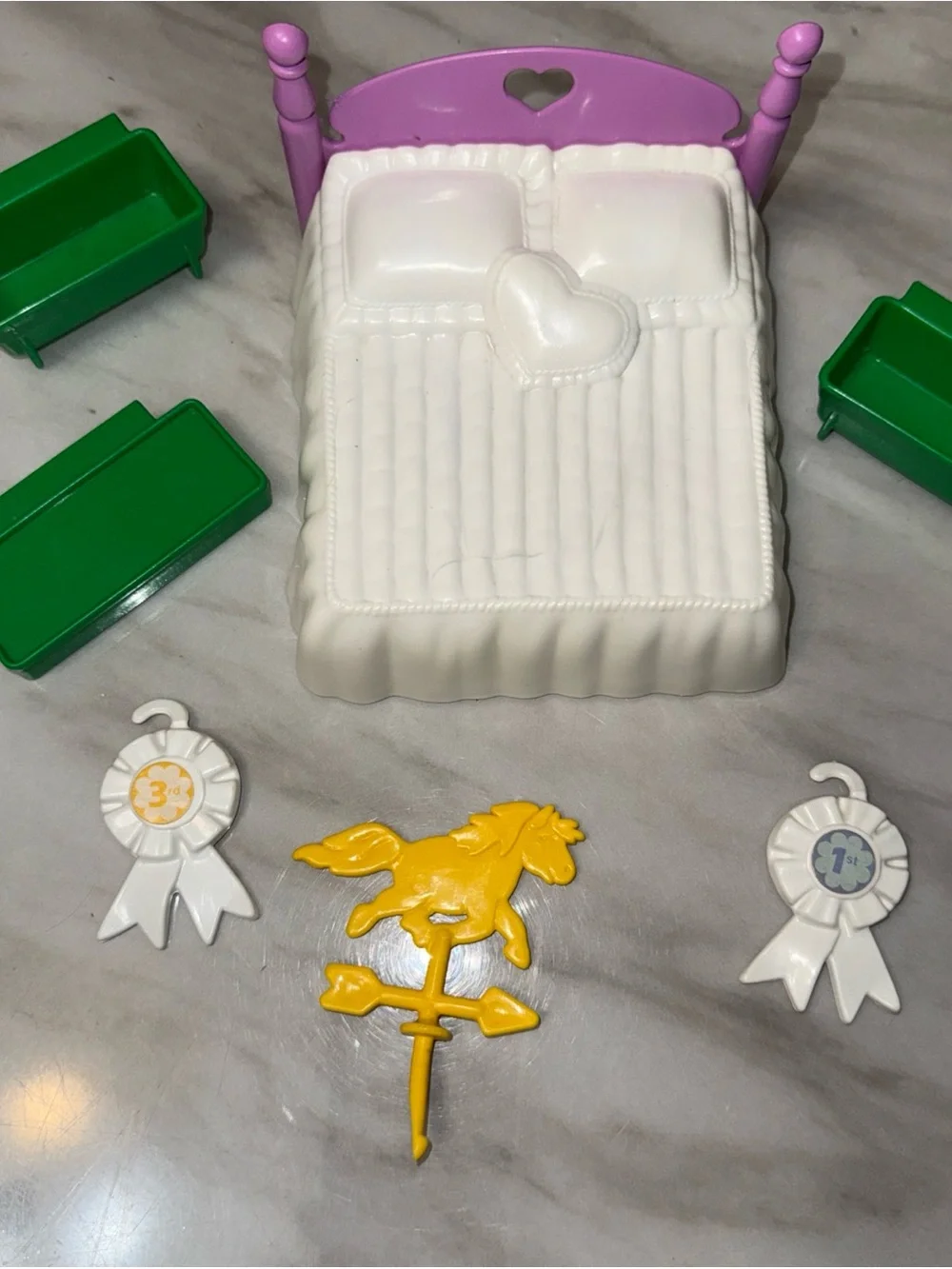 My little pony furniture Rare original 1983 stable home